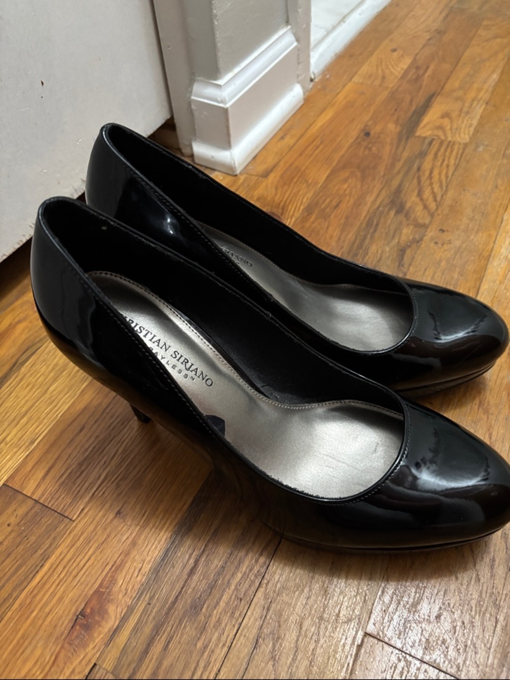 Christian Siriano wide width Black Patent Round-Toe Pumps
